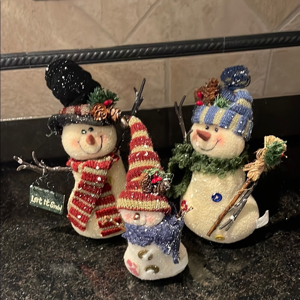 Charming Holiday Decor Snowman Figurines in Red White and Blue
